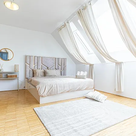 Luxury 3Br And1 Lr Apartment In The Heart Of Vienna Exterior photo